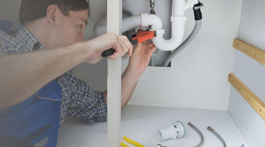 Expert burst pipe repair services in Russell, KS